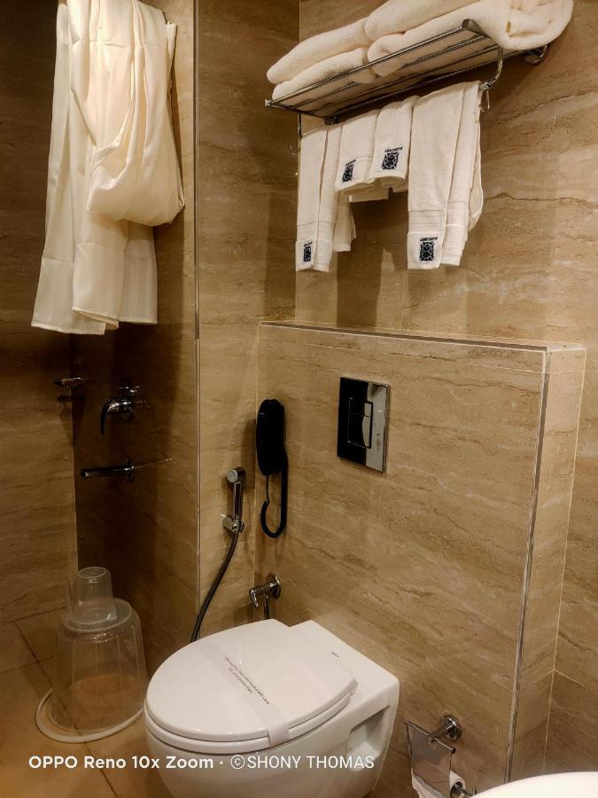 Agincourt Kuttikkanam Hotell Pīrmed Eksteriør bilde